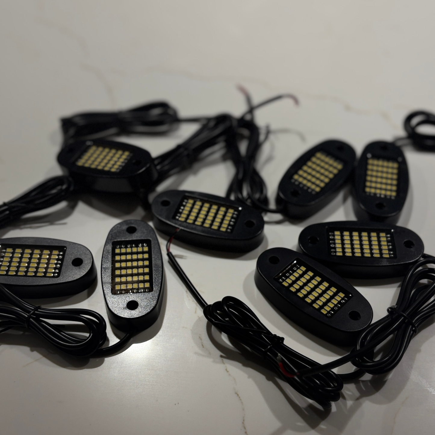 Battery powered rocklight